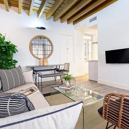Genteel Padre Marchena Apartment Seville